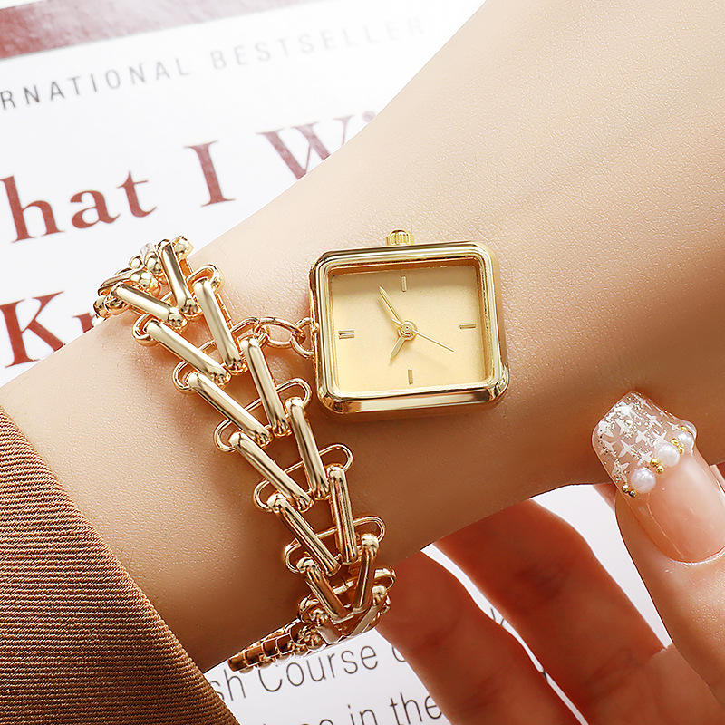 Watch Triangle Luxury - Dames Quartz Horloge Licht Luxe Tarweoor
