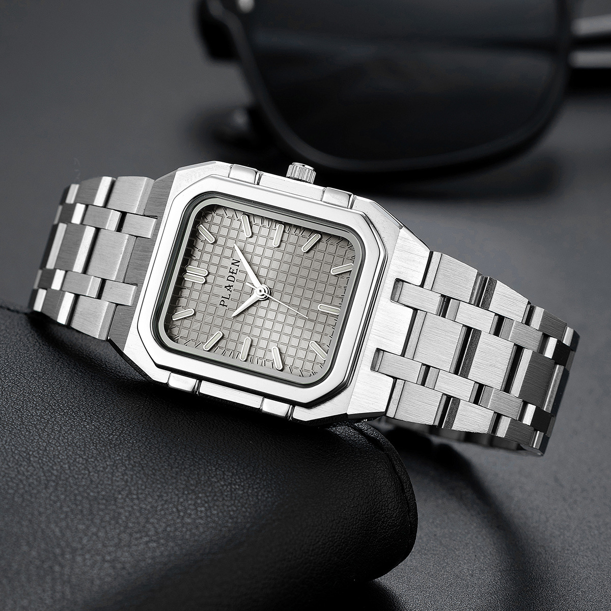 Luxe merk horloges met blauwe  - Zen Luxury Watch recensie en prijs