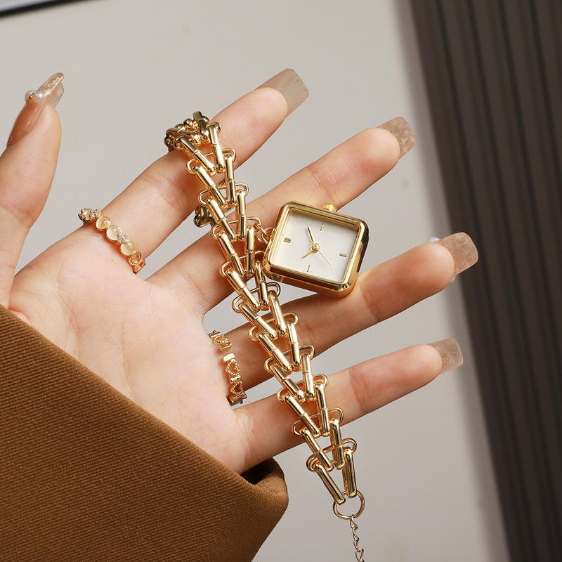 Dames Quartz Horloge Licht Lux - Watch Triangle Luxury recensie en prijs