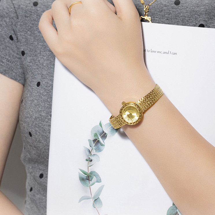 Retro-stijl tarweoorhorloge, h - Luxury Watch Values recensie en prijs